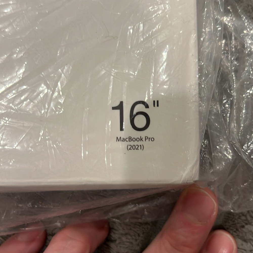 Incase Textured Hardshell  - MacBook Pro 16 Inch Case NWT - Picture 3 of 4